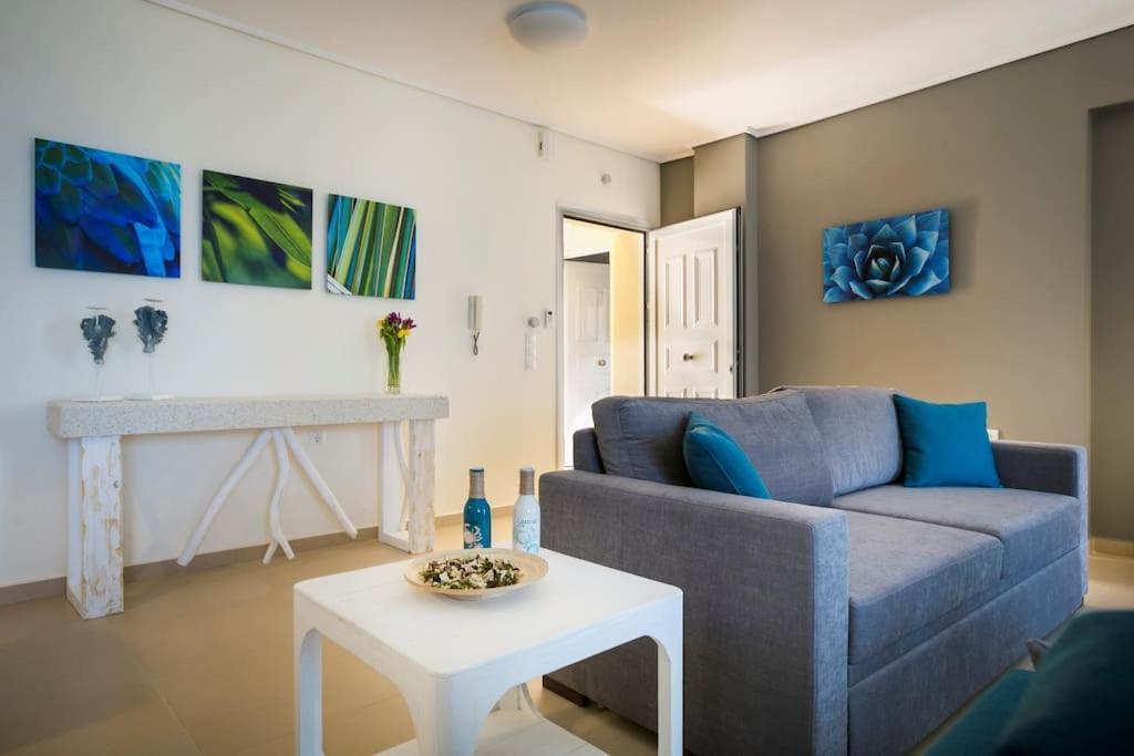 Eucalyptus Suite Sea View Karavomylos Dış mekan fotoğraf