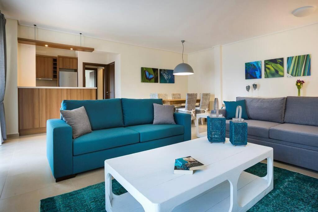 Eucalyptus Suite Sea View Karavomylos Dış mekan fotoğraf