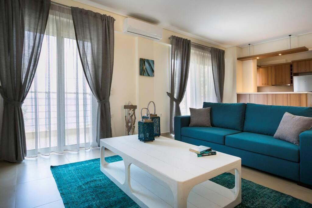 Eucalyptus Suite Sea View Karavomylos Dış mekan fotoğraf
