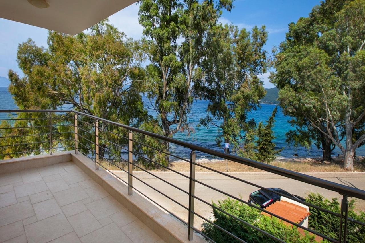 Eucalyptus Suite Sea View Karavomylos Dış mekan fotoğraf