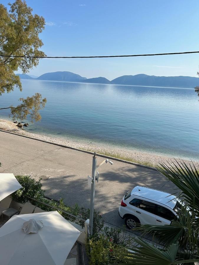 Eucalyptus Suite Sea View Karavomylos Dış mekan fotoğraf